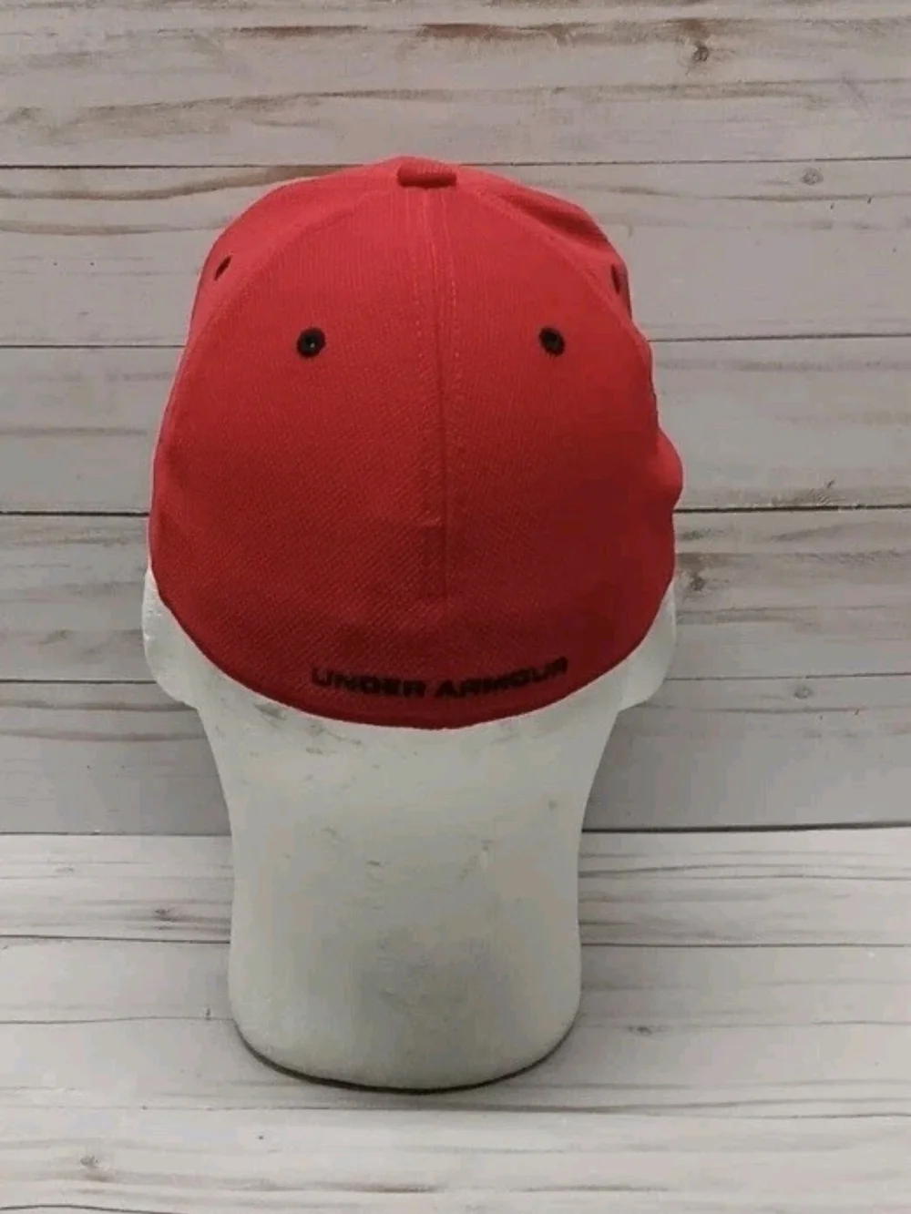 Under Armour Boys Youth S/M Red/Black Baseball Cap Embroidered Logo Hat Fitted